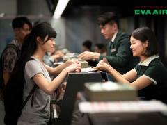 Nâng hạng vé máy bay EVA Air có được chọn chỗ ngồi không?